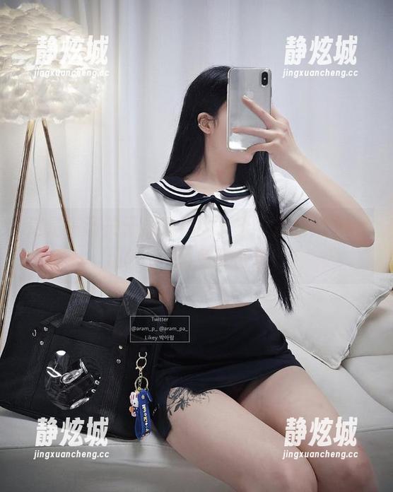 这是一场关于泳池边的夏天，别错过Aram(아람)的免费合集！