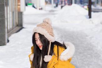 IMiss爱蜜社 – 在图库里探访莉娜lena，气质袅袅时不时闪现，高清里有种老旧电影的复古美感。