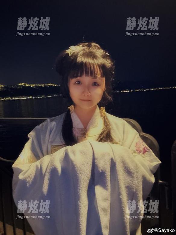 Sayako＿今年4岁女王：合集看完，我觉得自己也能当个女王了！