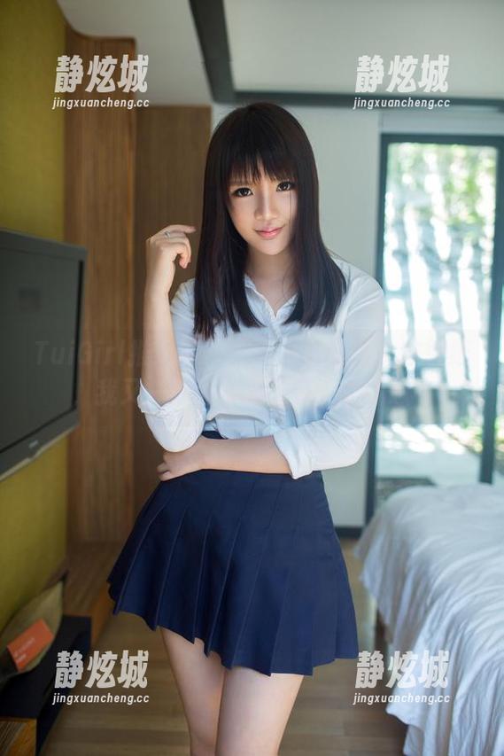 TuiGirl推女郎 - 看完王依萌的女孩壁纸，我又一秒钟爱上了春天的气息…