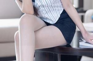 XIAOYU语画界 – 免费空乘制服美图,杨晨晨的穿搭让人摩拳擦掌!