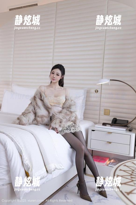 Xiuren秀人网-双笙Alina Xiuren秀人网 - 看!双笙Alina的无圣光美足,图片里藏着什么?