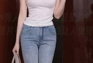 Xiuren秀人网 – 看这浴缸里的林文文yooki，图片有那么一点点让人觉得不太正经
