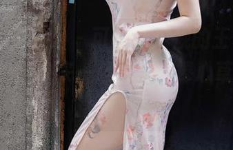 Xiuren秀人网 – 可爱到犯规的王馨瑶yanni图包,快来一起开启‘捧心草’模式!