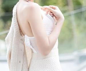 Xiuren秀人网 – 顾奈奈的婚纱合集,收起来准没错,一言不合就开始自恋!