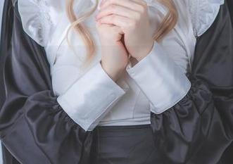 coser衣衣的眼镜秀，图库里准确落地，谁还不快来下载？