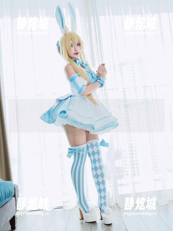 高清水手服，puypuychen昂首阔步，甩掉烦恼如同甩掉章鱼
