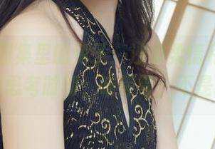 丽柜 – 图集里的兔子：沙滩柔情和‘我是谁’的思考时刻，喵等等，不是猫嘛！