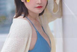 千夜未来的花样泳衣美图合集：你绝对想不到的泳池小心机！