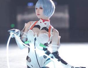 医院里的绝美风景:南宫的护士照,原图很会撩。