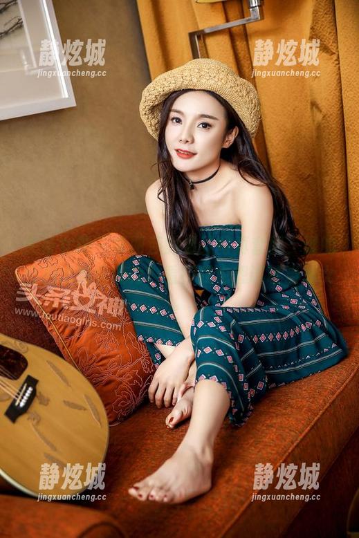 头条女神 - 李丽莎的温柔写真套图，谁的会拍出如此魔力？看完我也想试试当仙女。