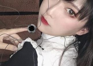 学妹的美图，奇行家狗崽的调调，让这组作品充满意外。