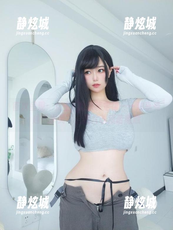 女主K 首次呈现:女主K的泳装定律——越享受越“水灵”,照片收藏请随意