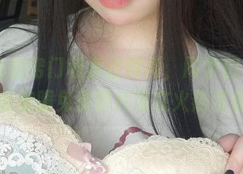 传授瑜伽窍门和滑稽瞬间，同学们女主K的瑜伽服免费图片现在火热发放！