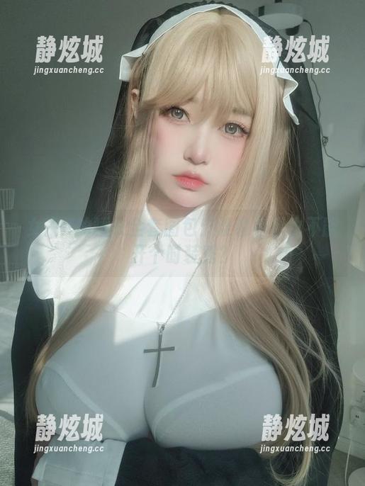 女主K 女主K的睡衣全套图包:谁说家里也不能开个时装秀?