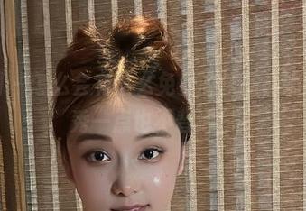 微密圈 – 怎么会有这么免费的作品，奶雯的小秀一点也不普通！