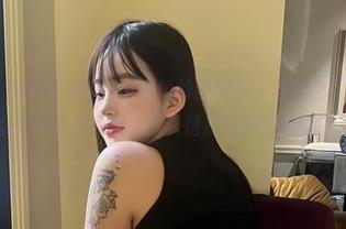 微密圈 – 来看看小优优子穿婚纱的样子，私拍之下，每一帧都是小日子的缩影，只是我的思绪游离了…
