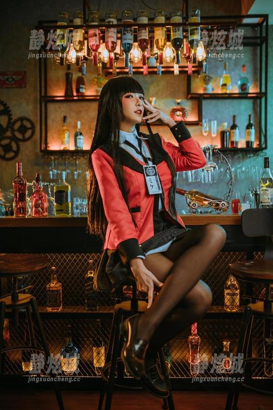 希希_啾破解COS法门，自拍中的叛逆图片
