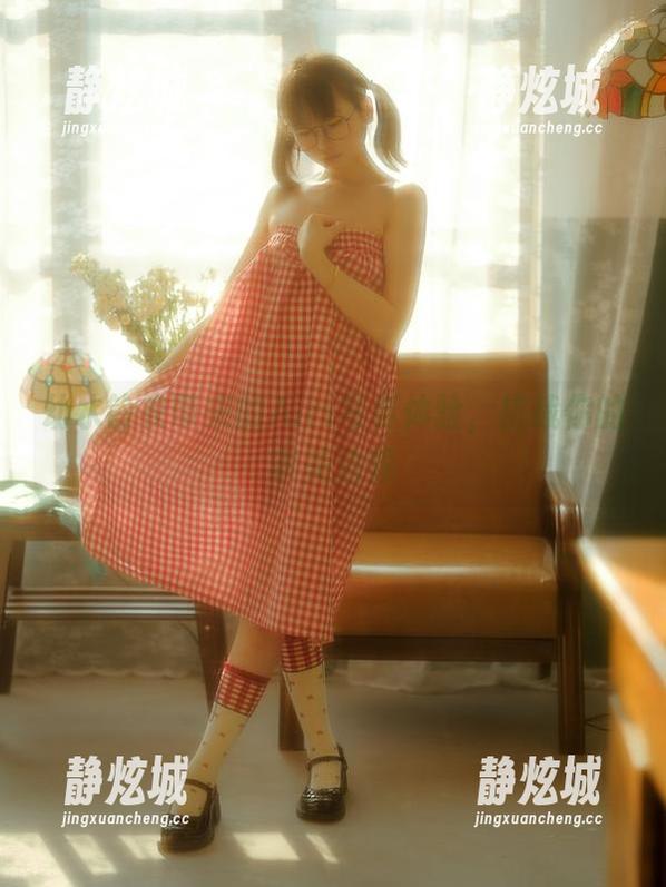 幼水铃衣 幼水铃衣带来的Airi写真体验,挑战你的审美边界
