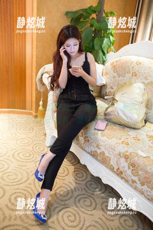 推女郎-曾水 推女郎 - 无意中跟上了曾水的网袜潮流,分享她的图片,我觉得会流口水