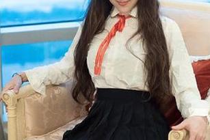 推女郎 – 梁棋棋的高清泳衣资源，像是在看游泳比赛，但更有料。