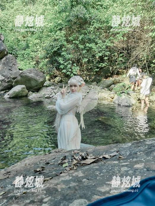 无颜小天使wy 无颜小天使wy的戏水新姿势,作品集再次更新,来点水中灵动吧!