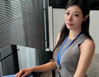 微密圈 – 学妹的原图,这位是小逗逗显然不吃亏,资源倒是挺丰厚的啊。