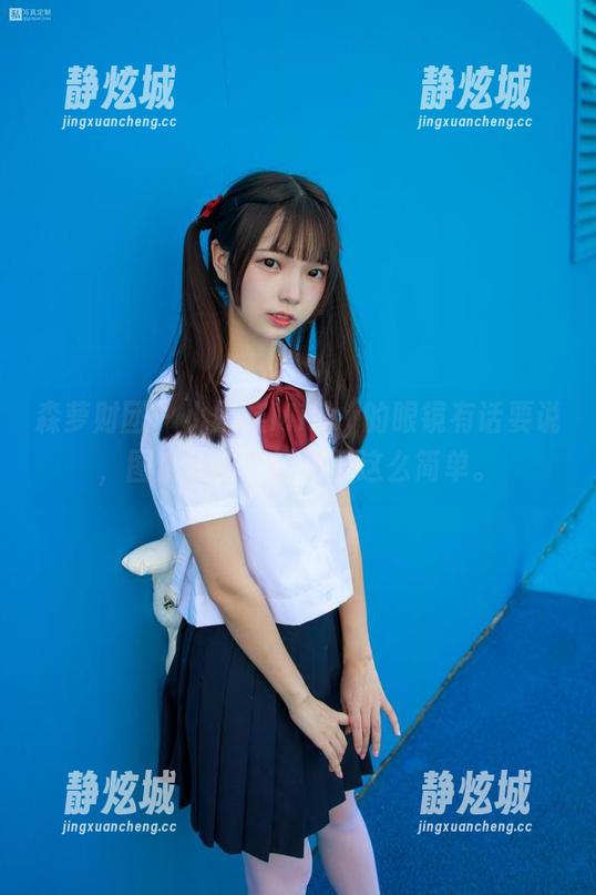 森萝财团 - 小奶糕Milky的眼镜有话要说，图库里的资源不只这么简单。