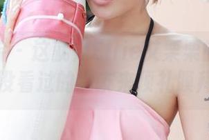 模范学院 – 这就是Ellie艾栗栗的美腿写真,没看过的朋友来顶礼膜拜吧!