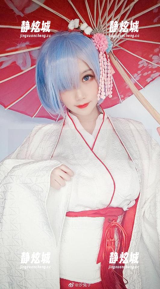 汐兔子 汐兔子,这身吊带和cos风格,好像也就差个小酒窝了吧?