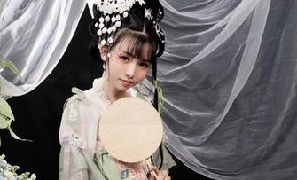 试试这个,爆机少女喵小吉的兔女郎精选……图片这么好,应该能让无聊的午后变得精彩?