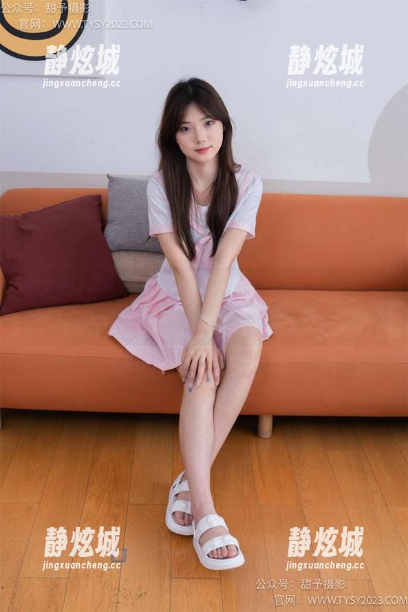 甜予摄影-松松 甜予摄影 - 松松的裸足写真合集,随意得让人觉得好像也可以试试。
