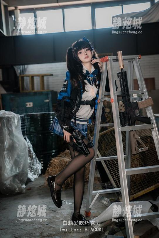 白莉爱吃巧克力 白莉爱吃巧克力泳衣在线,没错,你也想成为她的美图观众
