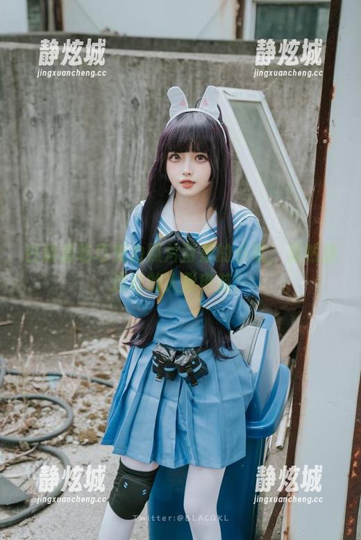 白莉爱吃巧克力 白莉爱吃巧克力照片背后的小叽,竟然是这样的人形电脑!