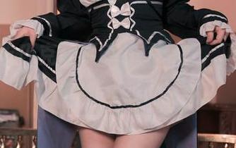 白莉爱吃巧克力原创网袜穿搭，原图里的所有细节都很出彩