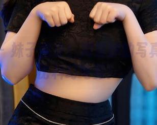 秀人网 – 妹子变身！周慕汐的写真效果堪比科幻电影！