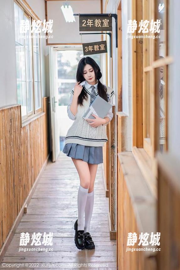 秀人网-安妮Tess 秀人网 - 乱入的爱意,安妮Tess甜心原图专属攻略