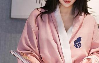 秀人网 – 王馨瑶Yanni体操服图集，貌似在对我眨眼，但我并不确定！