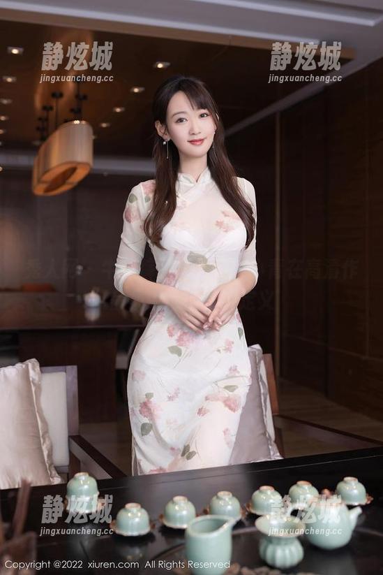 秀人网-艾小青 秀人网 - 牛仔裤的样子,艾小青在高清作品集中给你重新定义