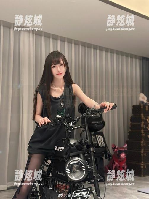 腐团儿Ikaros九尾狐阿狸全集：这波狐特好看，有没有人撑得住！