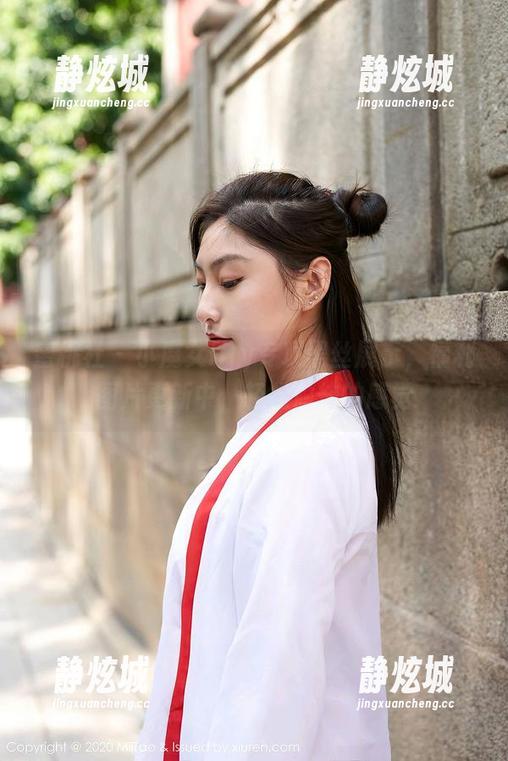 蜜桃社-小魔女lily 蜜桃社 - 小魔女lily专项黑丝展示,福利图片更新中,轻松愉快的感觉