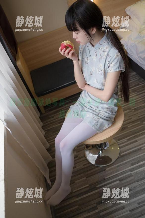 西尔酱的泳池写真：一波水波一波撩，精选就是好
