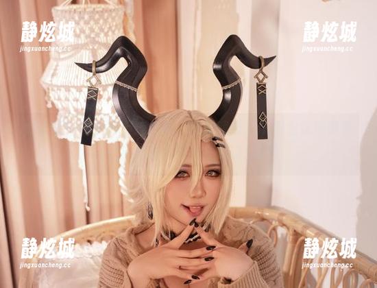 贞子蜜桃 贞子蜜桃勇敢穿上连体衣,结果我被这个图包深深吸引,这应该是喜欢的正确姿势吧?