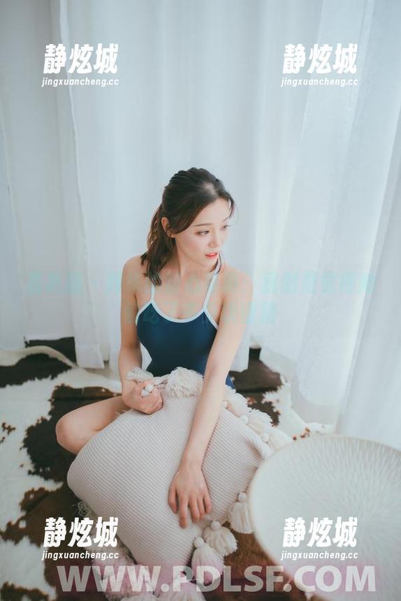 轰趴猫 - 阿朱的甜心写真：我倒是觉得她偷吃了多少块蜜糖