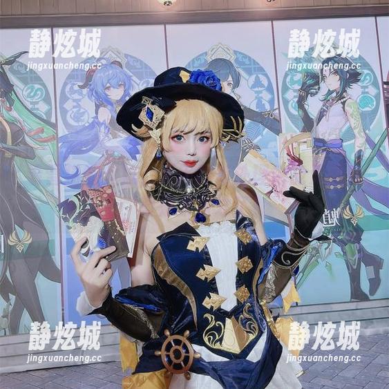 雪猫 看雪猫的丝袜,不用影像处理也能无圣光,真是太有才了!