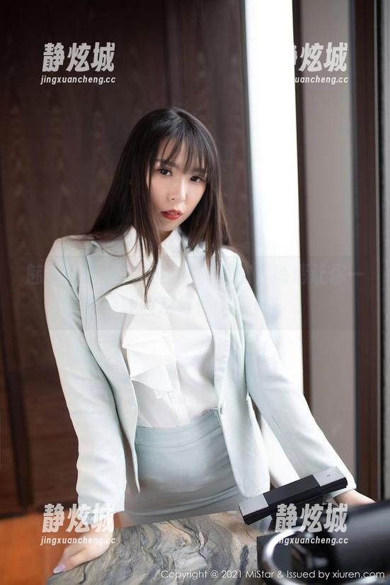 魅妍社-舞媚歆 魅妍社 - 穿裤里丝的舞媚歆,高清让你一秒钟假装好懂这画风。