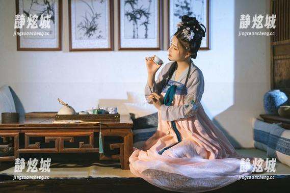 一点点“鹿八岁baby”的网纱内衣分享，琪幻于想象间